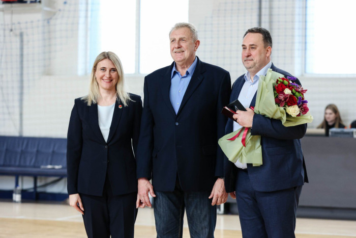 Дмитрий Колтунов удостоен нагрудного знака «За вклад в развитие баскетбола»9